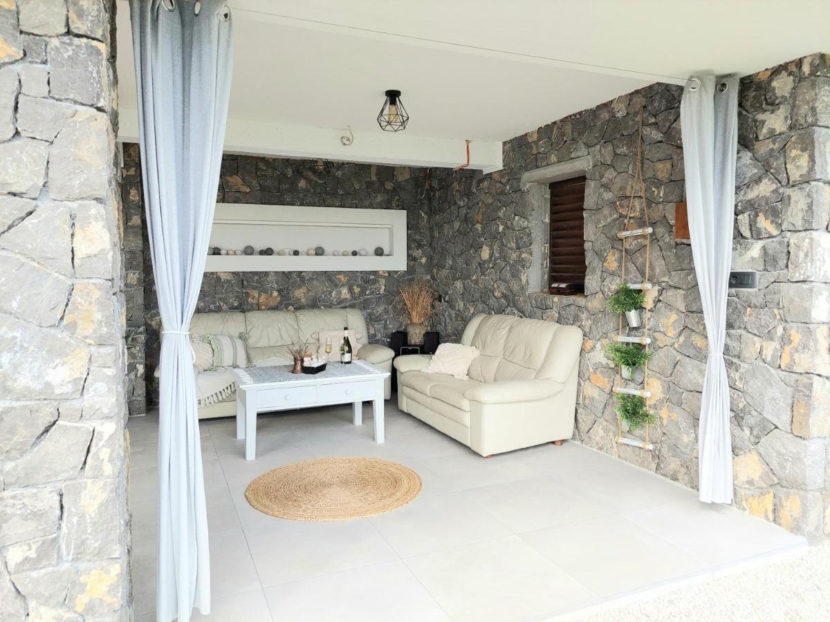 Vineyard Cottage Lan Na Hribu Semic Экстерьер фото