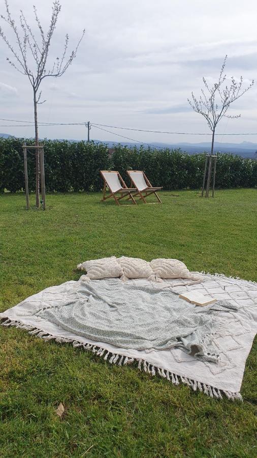 Vineyard Cottage Lan Na Hribu Semic Экстерьер фото