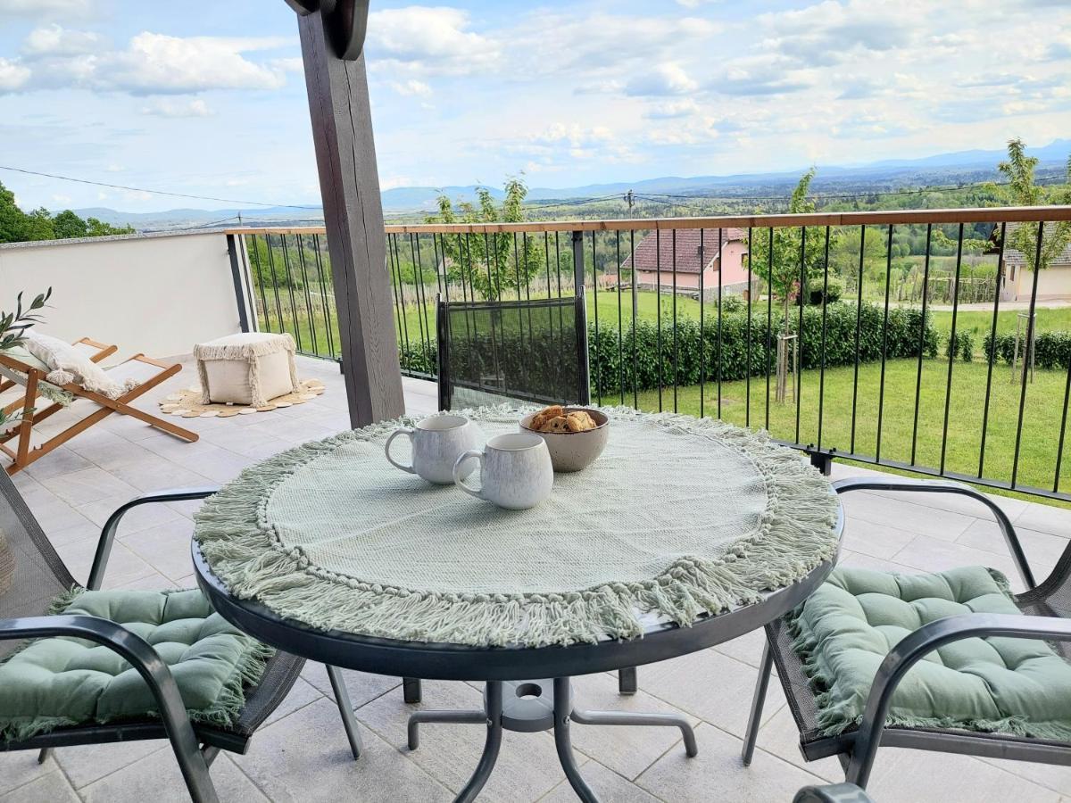 Vineyard Cottage Lan Na Hribu Semic Экстерьер фото