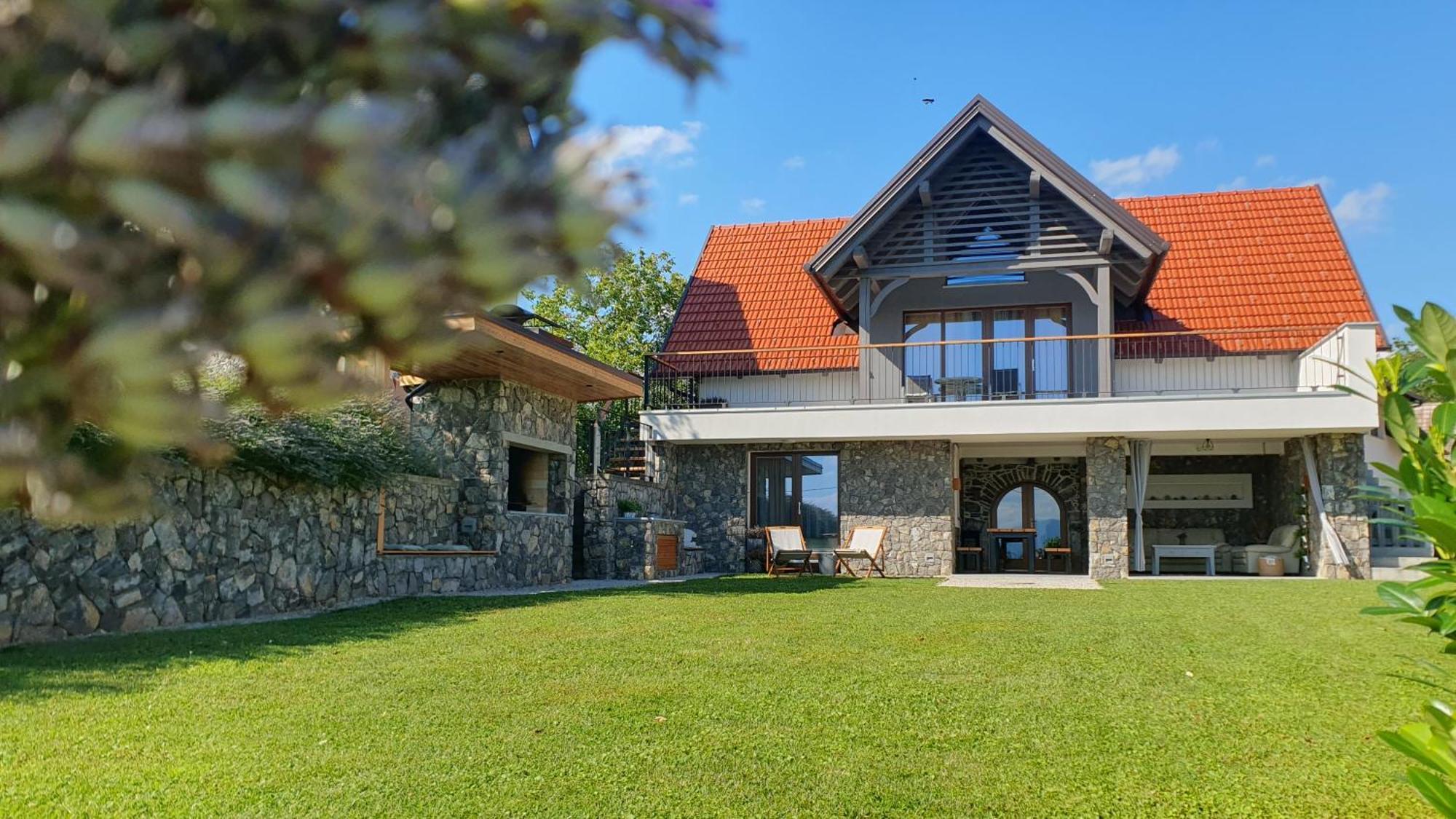 Vineyard Cottage Lan Na Hribu Semic Экстерьер фото